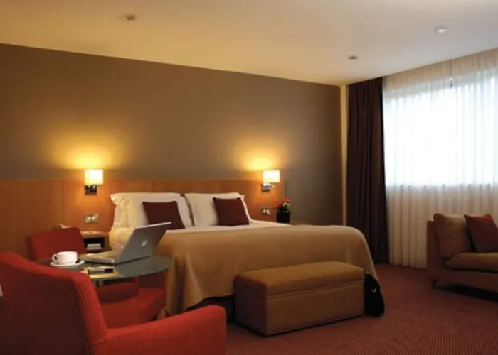 Citynorth & Conference Centre 4* 고만스턴